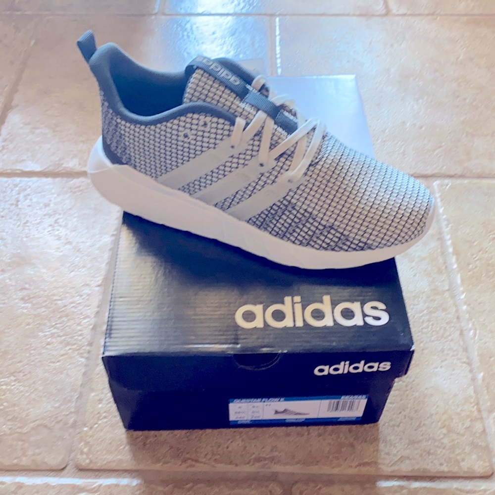 Adidas Questar Flow K
